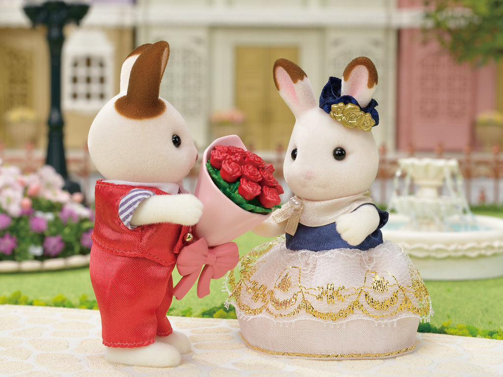 Sylvanian Families Town Series Cute Couple Set Rabbit Doll TVS-08 Japan