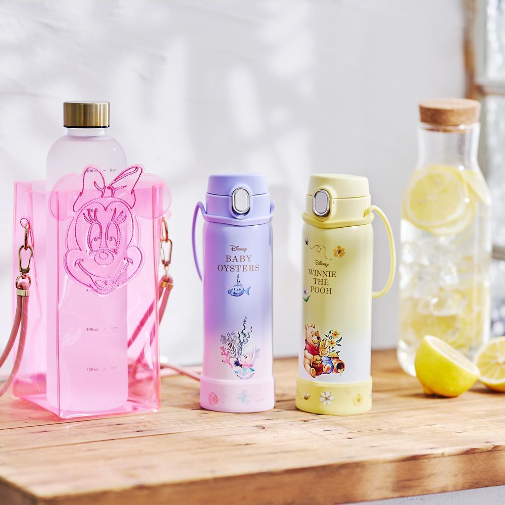Winnie the Pooh Stainless Bottle Strap 470ml Gradiention Disney Store Japan 2025