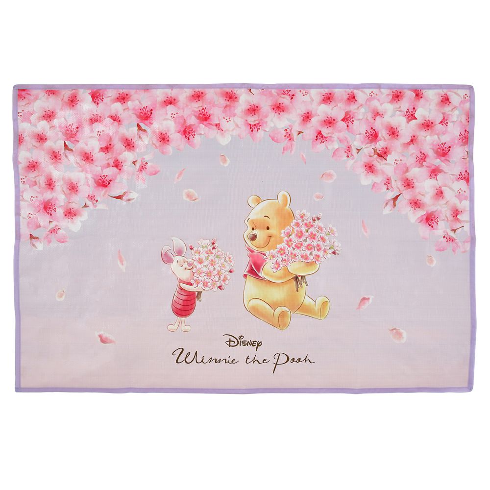 Winnie the Pooh & Piglet Picnic Blanket w/ Pouch SAKURA Disney Store Japan 2025