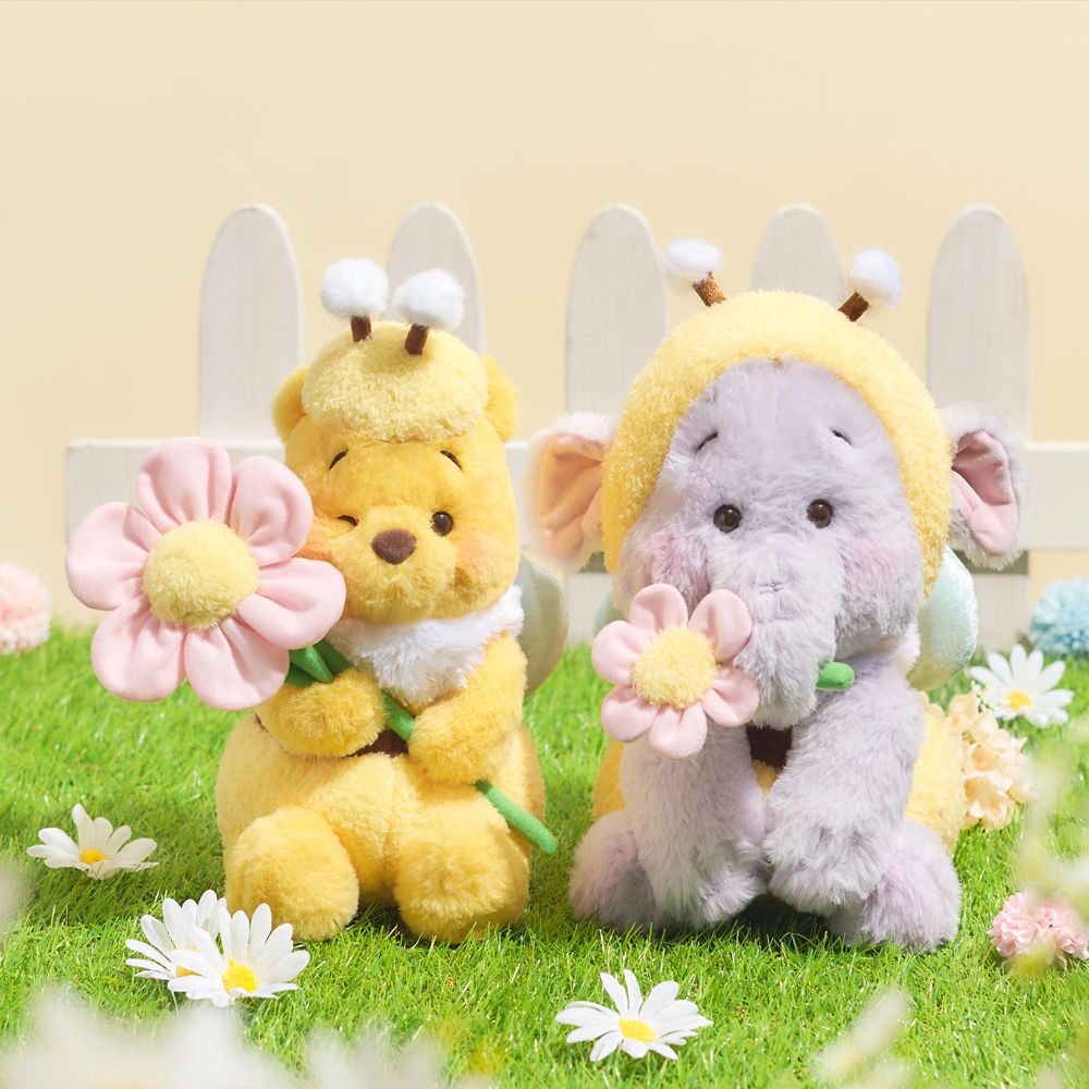 Winnie the Pooh Plush Doll Flower Garden Disney Store Japan 2025