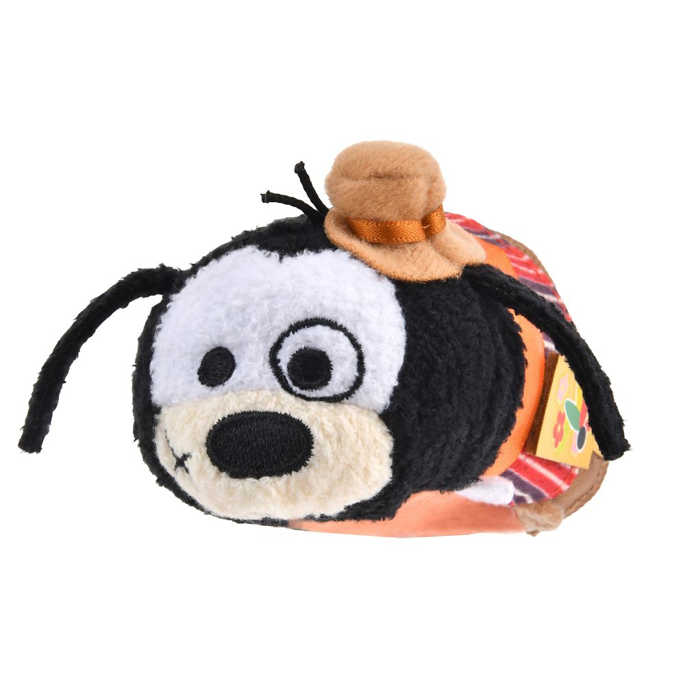 Goofy Tsum Tsum Plush Doll mini S Disney Store Japan New Year 2026