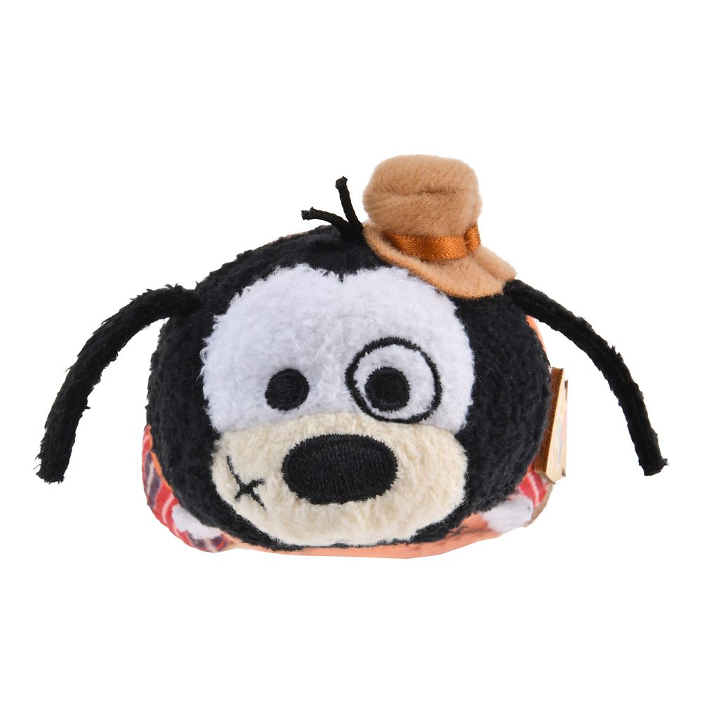 Goofy Tsum Tsum Plush Doll mini S Disney Store Japan New Year 2026