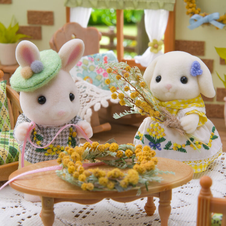 Sylvanian Families Mimosa Embroidery Pair Set Rabbit Doll EPOCH Japan 2024