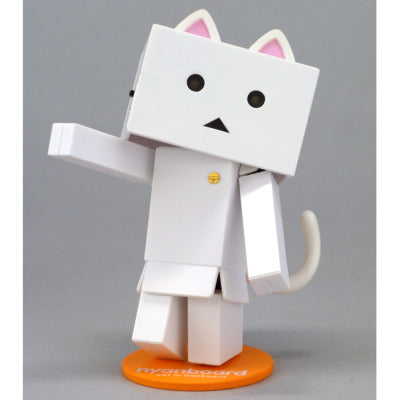 Nyanbo mini Figure Shiro White Cat Danbo Japan